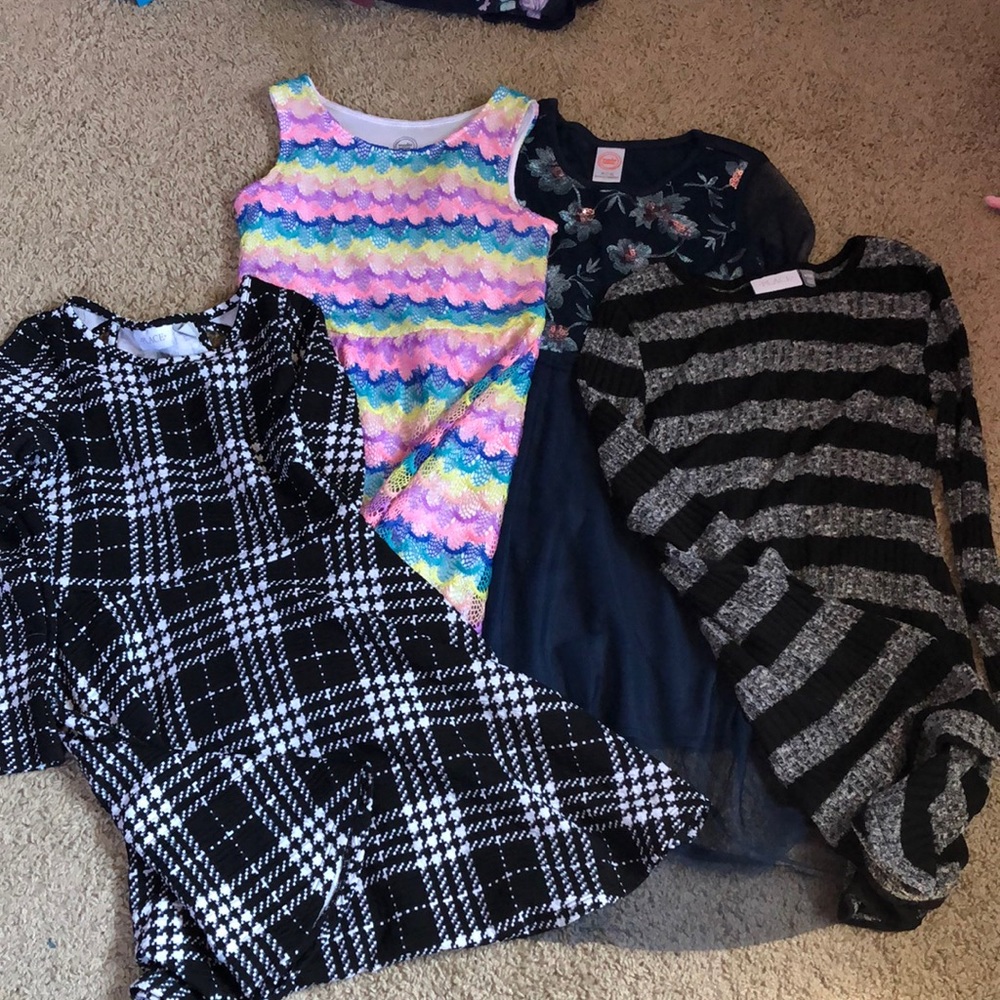 Girl’s Dresses 4/$16